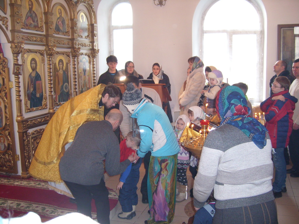 В Покровском храме в день памяти Новомучеников и Исповедников Русской Церкви состоялось торжественное богослужение